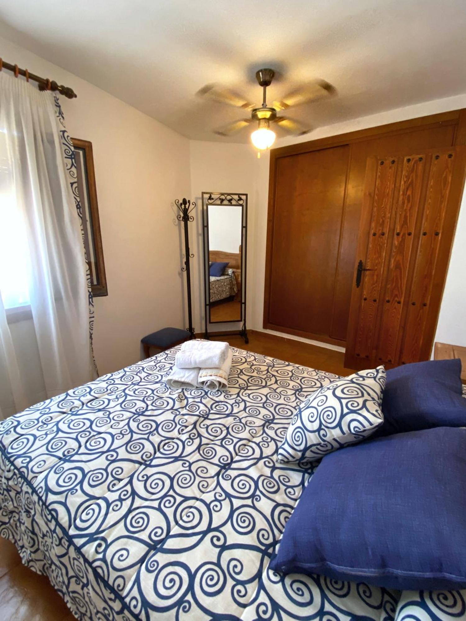 Apartamento Fray Eloy De 1 Habitacion Guadalupe  Ruang foto